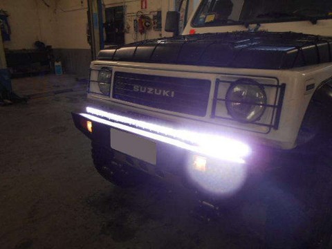 Suzuki Samurai - Barra Epistar 210W